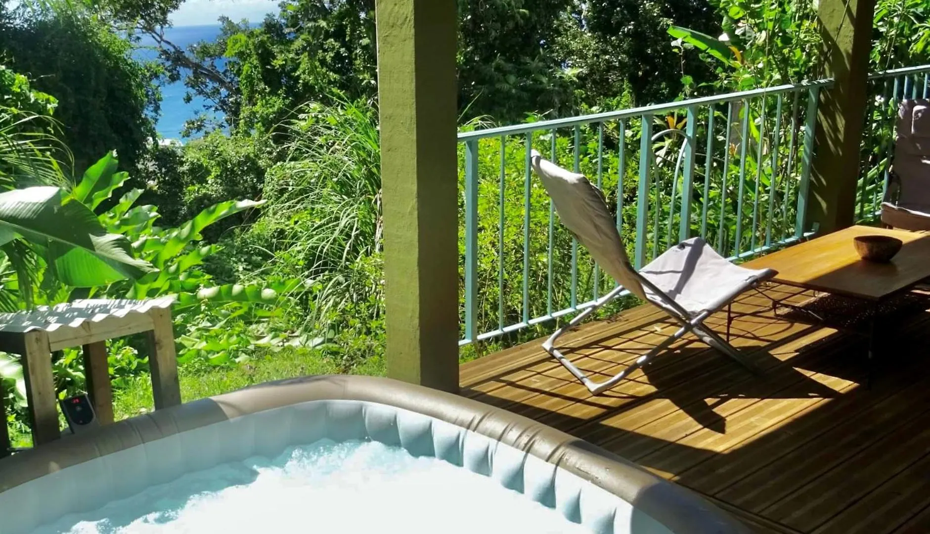 Bungalow Dourou Deshaies Holiday home