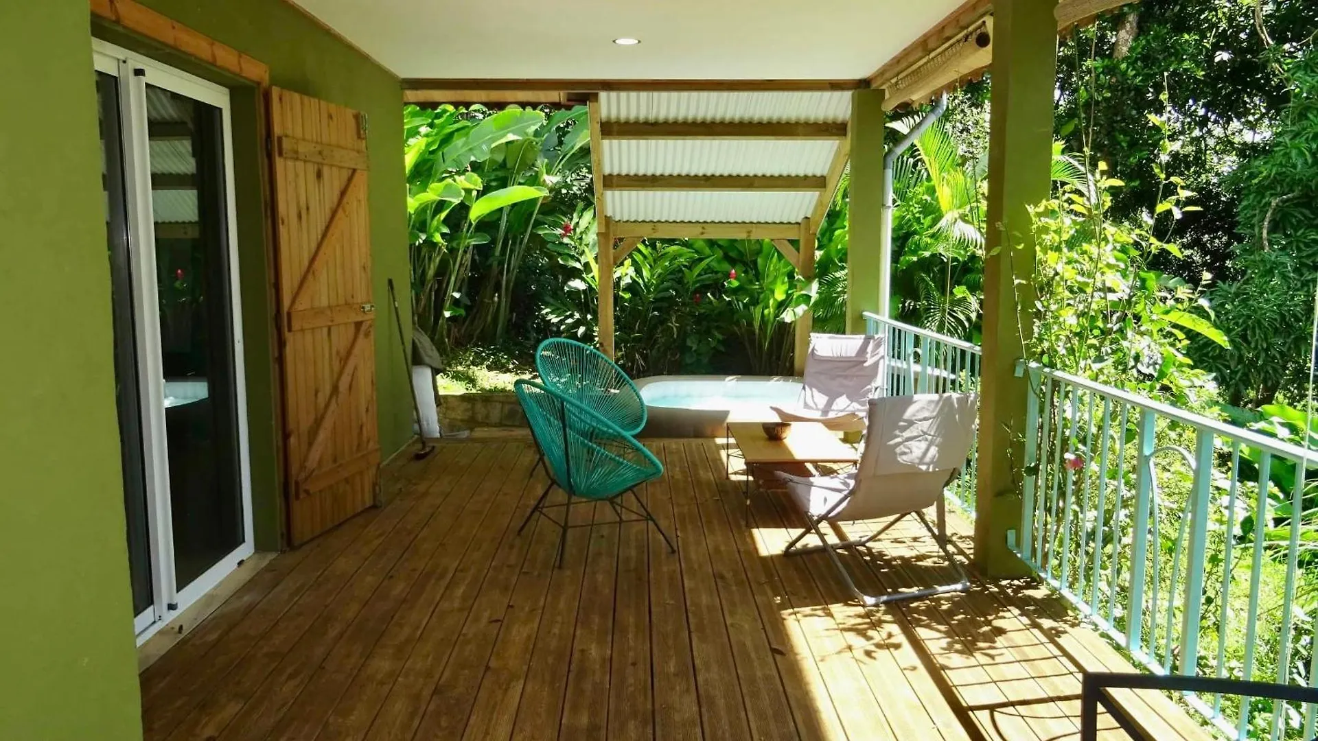 Bungalow Dourou Deshaies