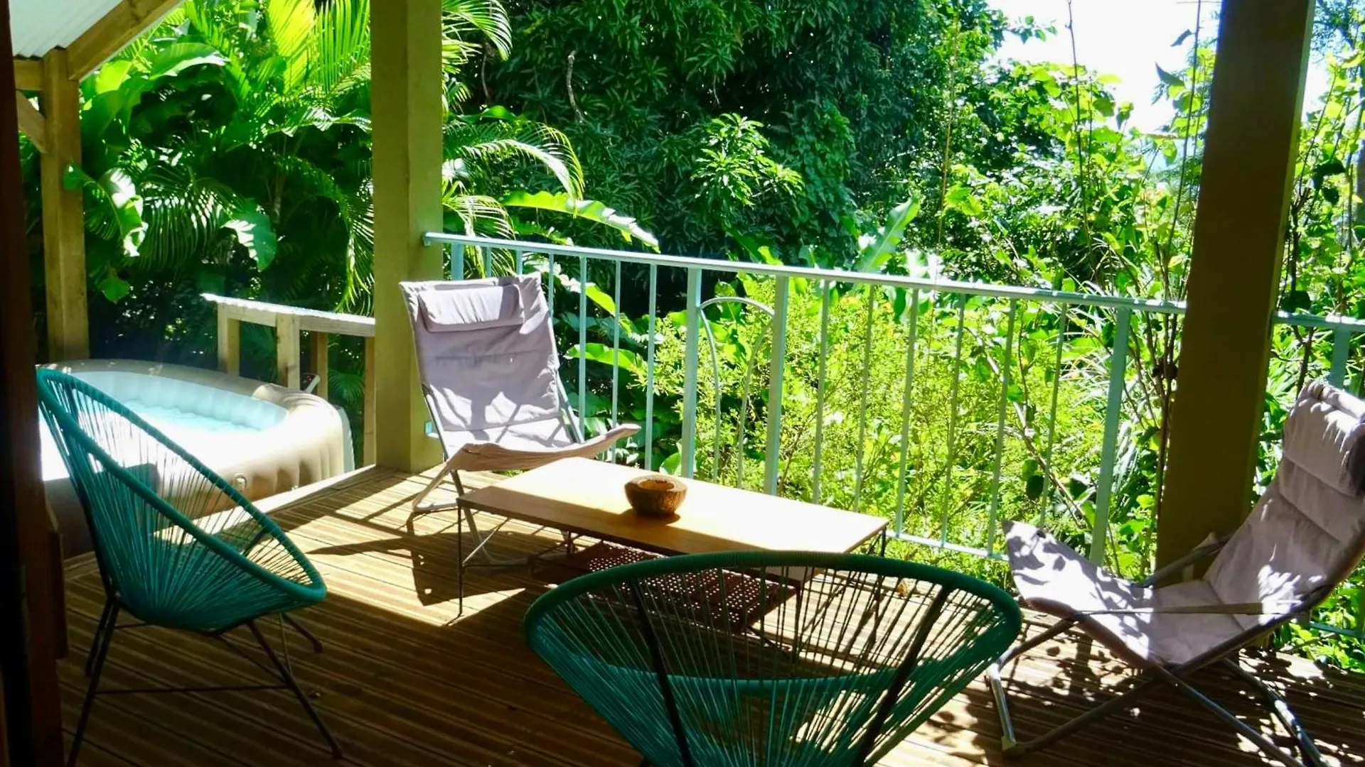 Bungalow Dourou Deshaies Guadeloupe